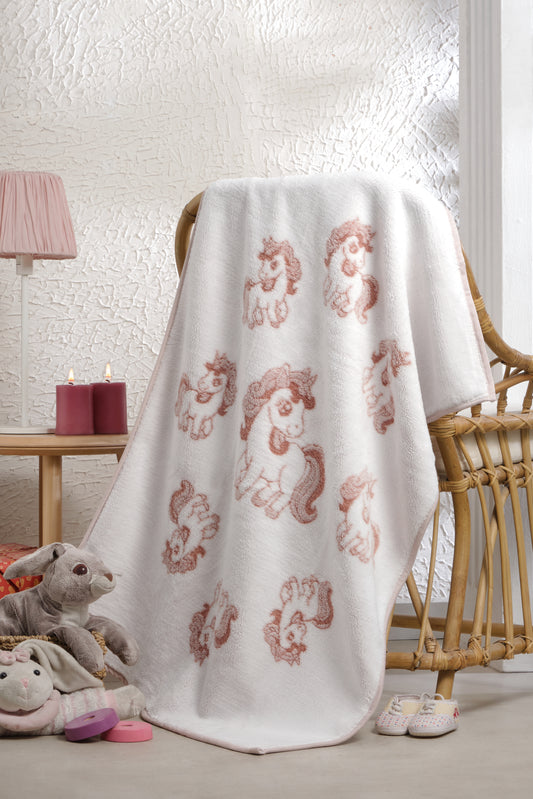 Tek Boynuzlu At Desenli Çift Taraflı Bebek Ve Çocuk Battaniye Bir Tarafı Welsoft Arka Yüzü Polar