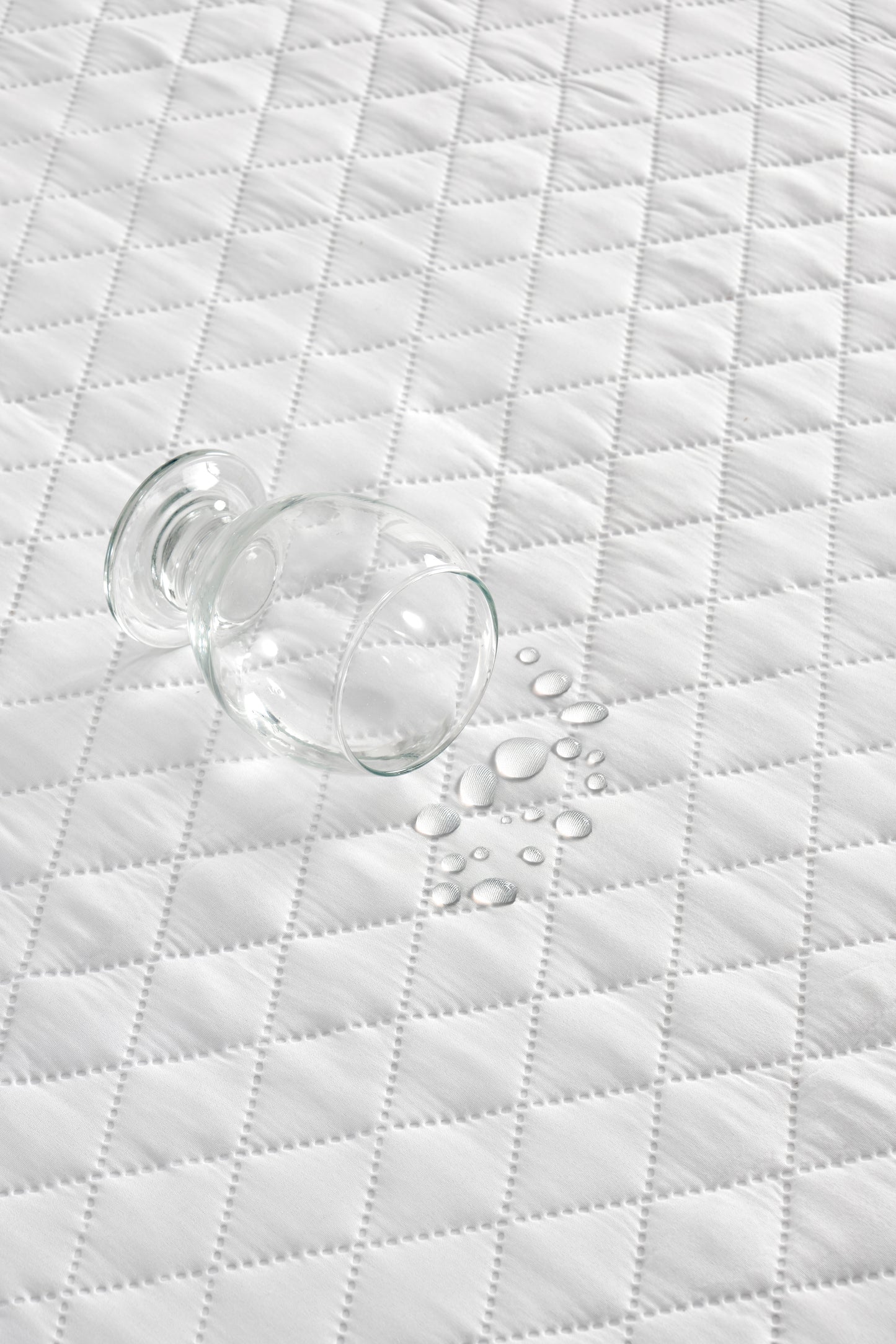 70X140 Kapitone Fitted Su Geçirmez Beyaz Yatak Koruyucu Alez