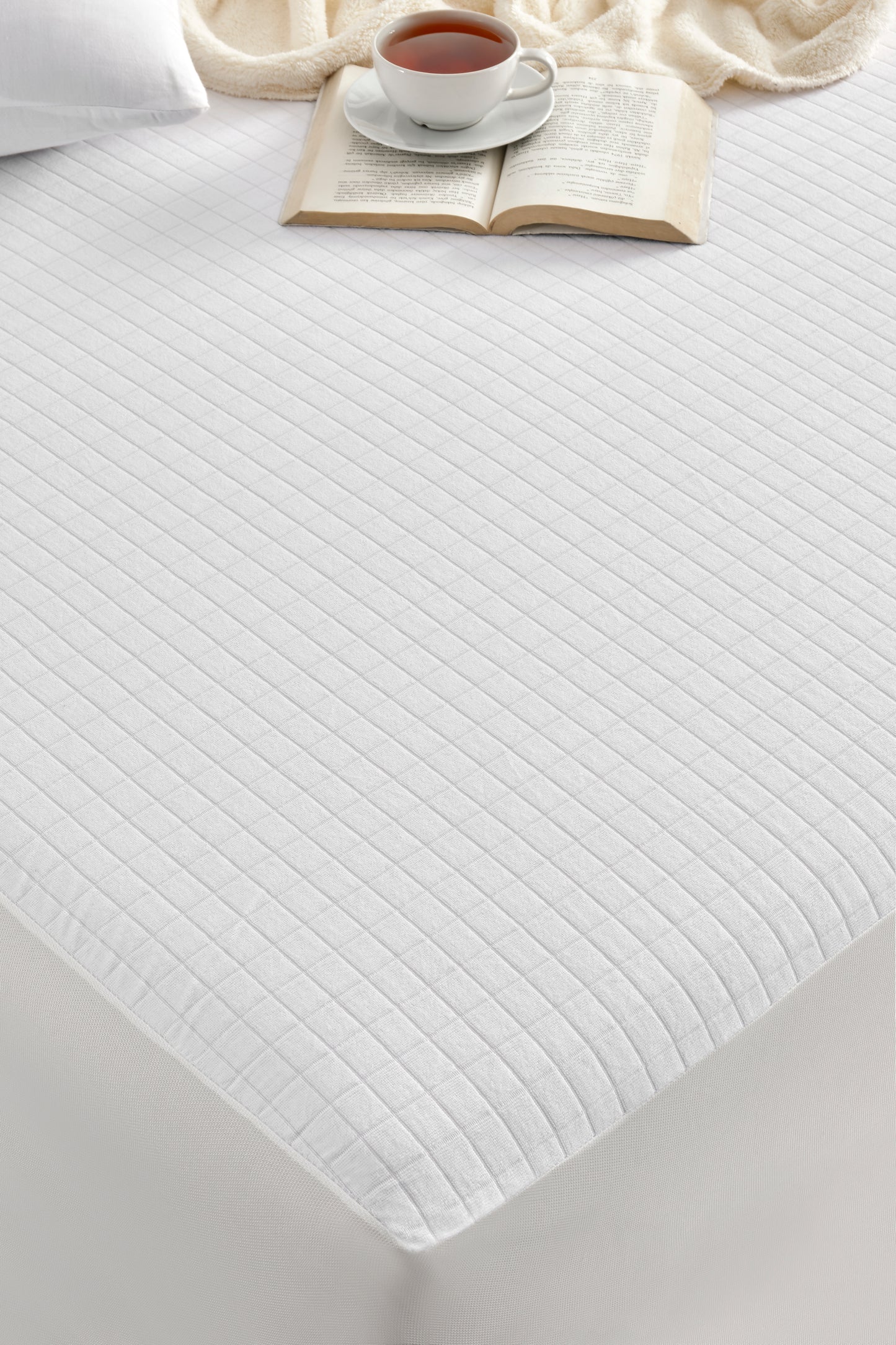 160X200 Yeni Nesil Micro Kareli Fitted Su Geçirmez Beyaz Yatak Koruyucu Alez