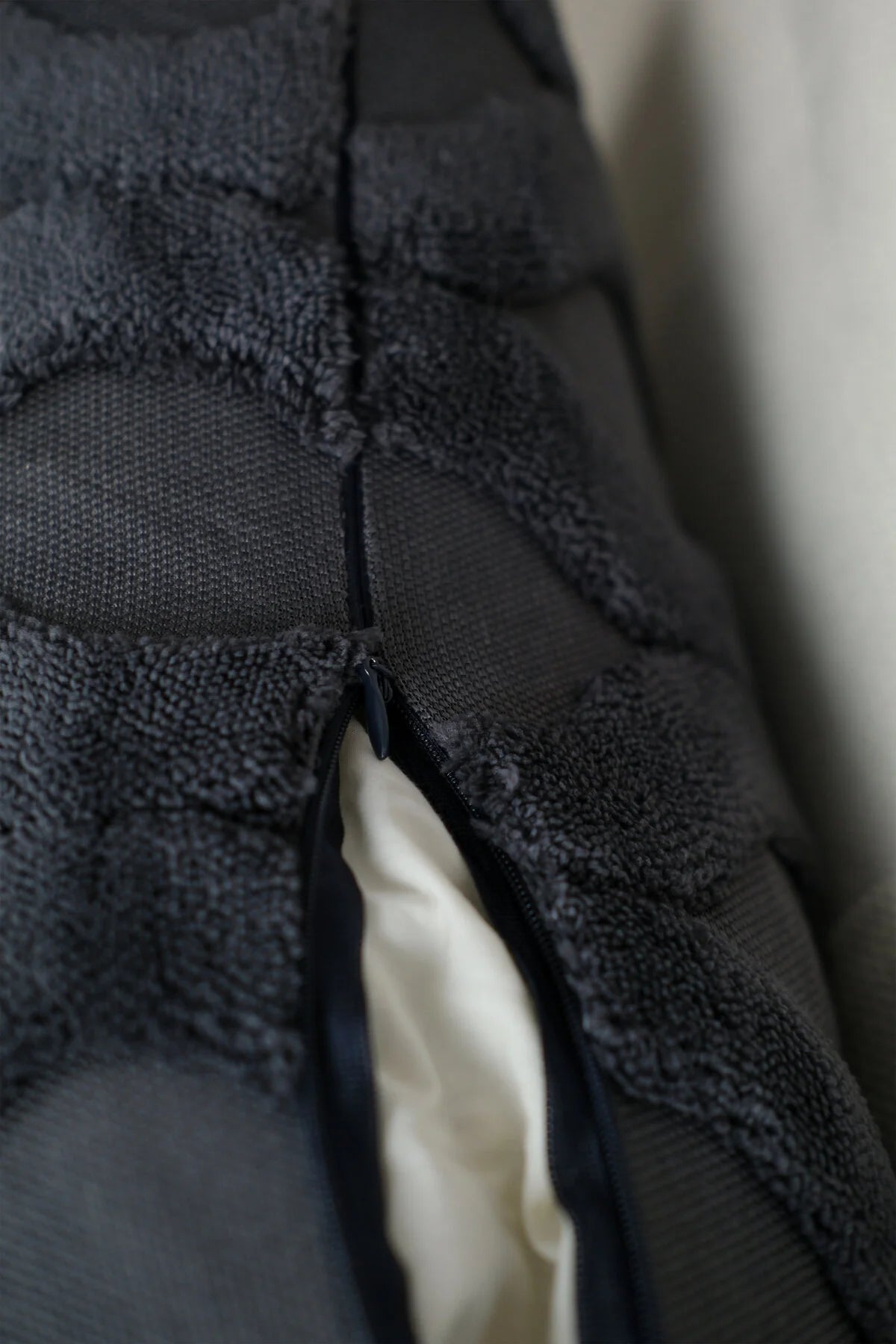 Antrasit Su Yolu Bohem Özel Tasarım Punch Panç Desen Dekoratif Kırlent Kılıfı