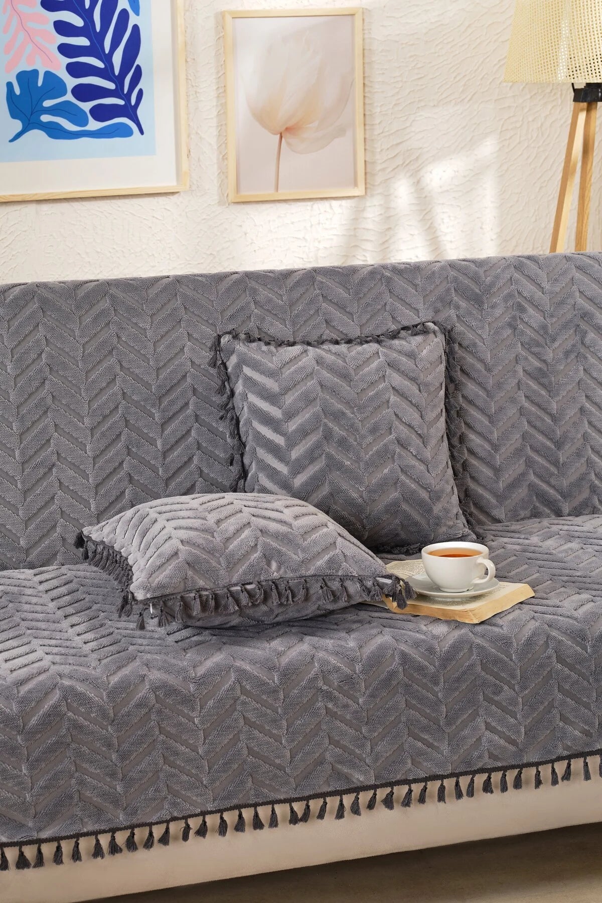 Gri Üçlü Püsküllü Bohem Koltuk Örtüsü - Şönil Dokulu Kaymaz Koltuk Şalı - Modern Chevron Desenli Örtü