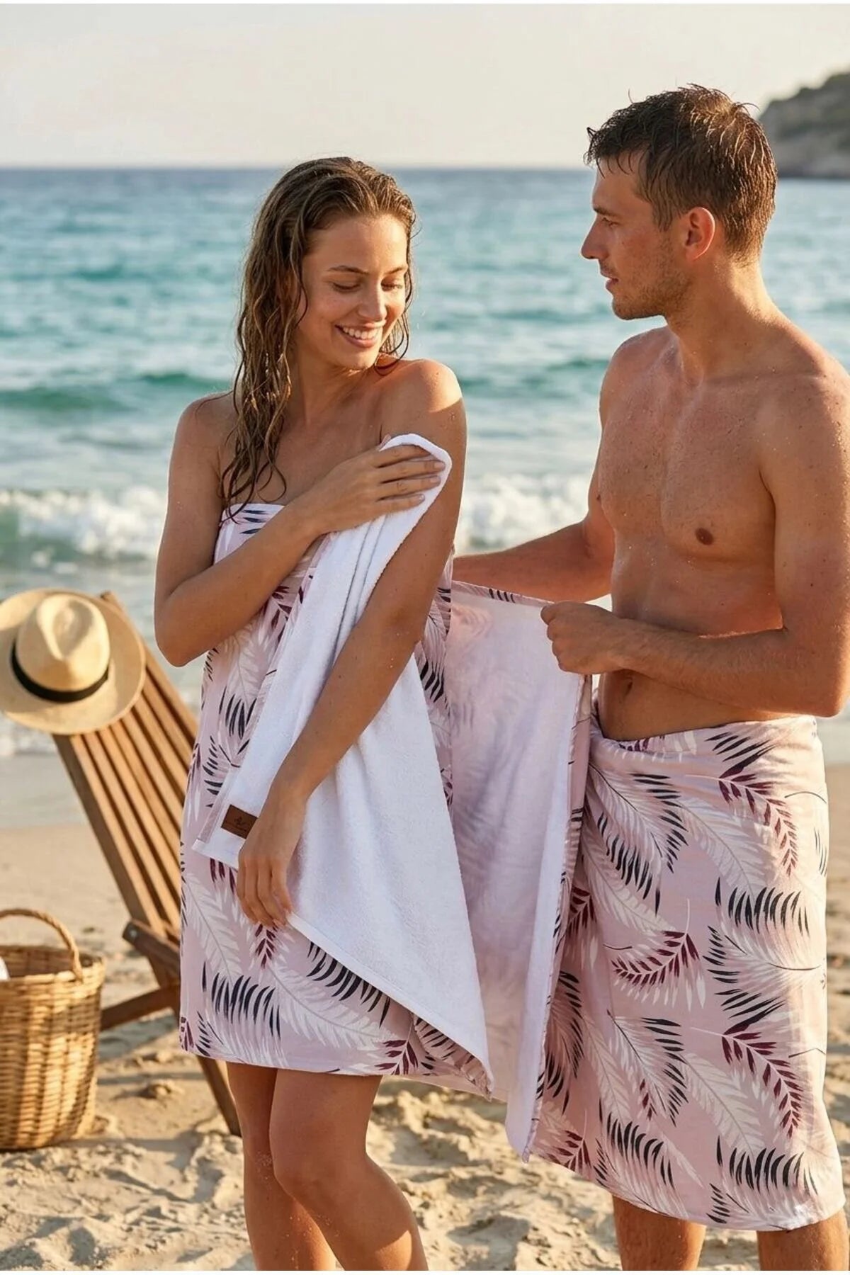 Modern Botanik Pembe Plaj Havlusu 70 x 150 cm